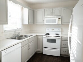 152 Gray Station Rd, Unit 48 in Johnson City, TN - Building Photo - Building Photo