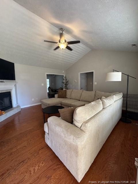 209 Dolphin Dr in Raeford, NC - Building Photo - Building Photo