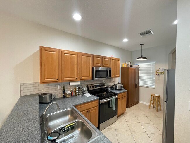 5379 Via Delray Blvd in Delray Beach, FL - Building Photo - Building Photo