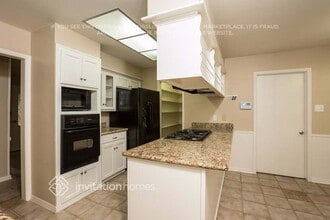 12103 Silver Creek Dr in Houston, TX - Building Photo - Building Photo