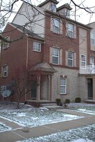 44725 Ellery Ln in Novi, MI - Building Photo