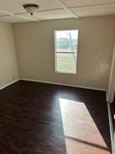 110 Bedrock Trail Rd in Waco, TX - Foto de edificio - Building Photo