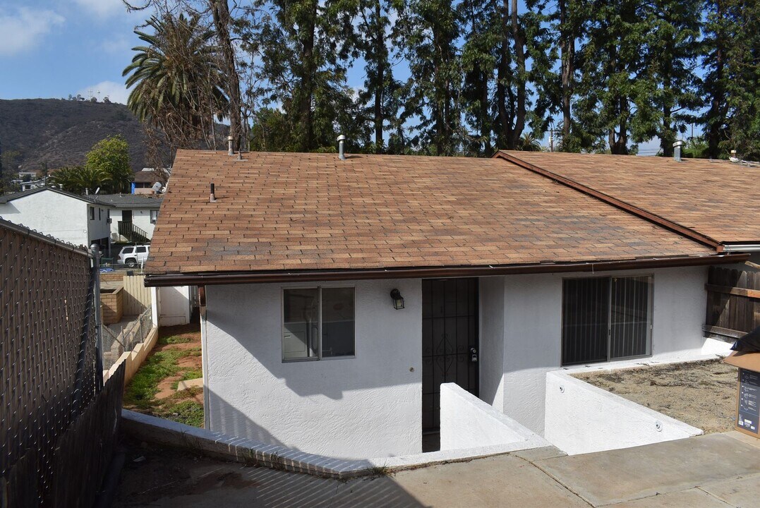 8434 Pueblo Rd in Lakeside, CA - Building Photo