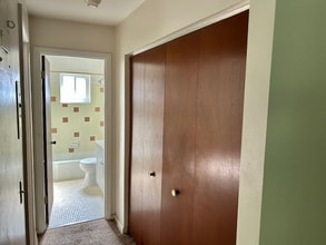 884 Mohawk Trail in Milford, OH - Building Photo - Building Photo
