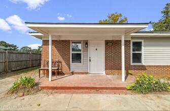 2703 Robeson St in Wilmington, NC - Building Photo - Building Photo