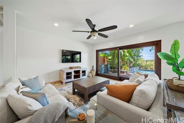 318 Kealahou St in Honolulu, HI - Building Photo - Building Photo