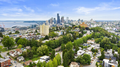 1801 15th Ave S, Unit LR in Seattle, WA - Foto de edificio - Building Photo