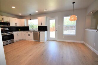 9328 Warren Dr in McKinney, TX - Building Photo - Building Photo