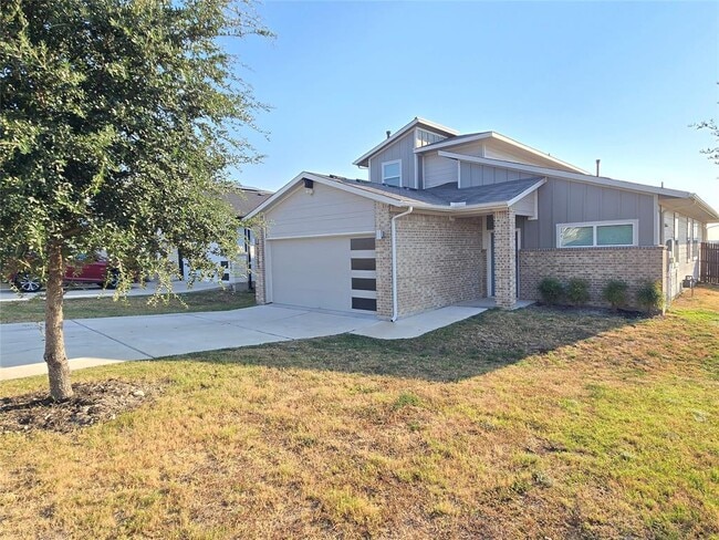 10501 Fulton Ave