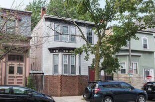 146 Princeton St, Unit #1 in Boston, MA - Building Photo
