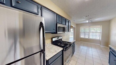 10504 Wendts Way in Austin, TX - Building Photo - Building Photo