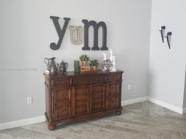 22507 SW 94th Path in Cutler Bay, FL - Building Photo - Building Photo