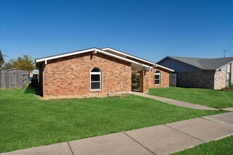 5244 Reed Dr in The Colony, TX - Building Photo - Building Photo