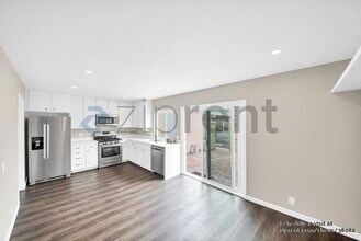 76 Timber Run in Irvine, CA - Building Photo - Building Photo