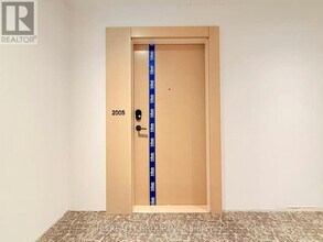 280 Dundas St W in Toronto, ON - Building Photo - Building Photo