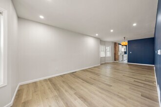 666 Marston in Detroit, MI - Building Photo - Building Photo
