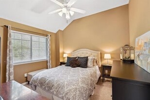 7606 N Linpar Ct in Houston, TX - Building Photo