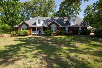 185 Lakewood Dr in Sumter, SC - Building Photo - Building Photo