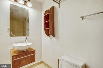 1384 Bryant St NE-Unit -302 in Washington, DC - Building Photo - Building Photo