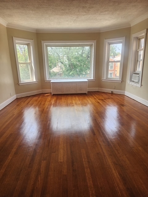 8841 S Blackstone Ave in Chicago, IL - Building Photo - Building Photo