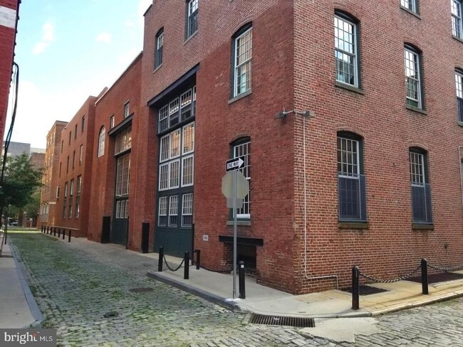 property at 130-36 N Bread St