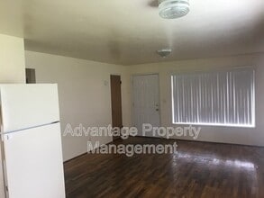 1521 NW Kings Blvd in Corvallis, OR - Building Photo - Building Photo