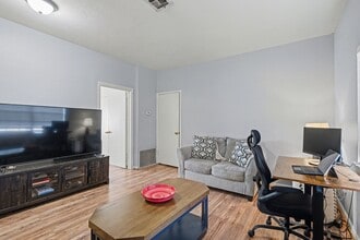 2804 Arlington St in Houston, TX - Building Photo - Building Photo