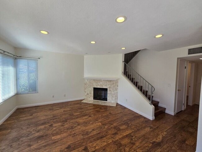 10725 Lisa Meadows Dr in Santee, CA - Building Photo - Building Photo