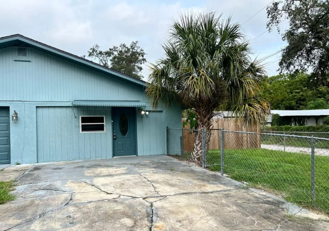 8240 Krag Dr in Hudson, FL - Building Photo - Building Photo