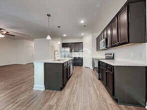 605 W Lionel Rd in Moncks Corner, SC - Building Photo - Building Photo