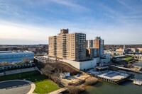 Riverview Towers in Red Bank, NJ - Building Photo - Building Photo