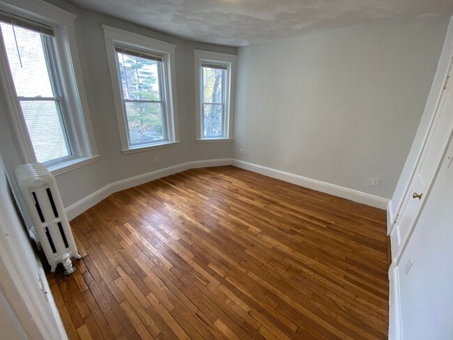 29 Worthington St in Roxbury Crossing, MA - Foto de edificio - Building Photo