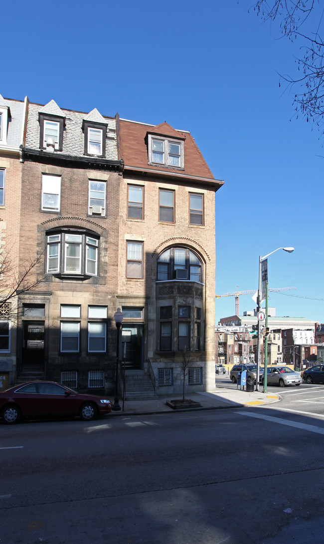 38 W Biddle St in Baltimore, MD - Building Photo - Building Photo