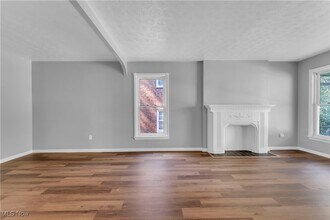 20716 Kenyon Dr in Maple Heights, OH - Building Photo - Building Photo