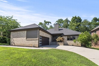 1233 Sherborne Pl in Lexington, KY - Foto de edificio - Building Photo