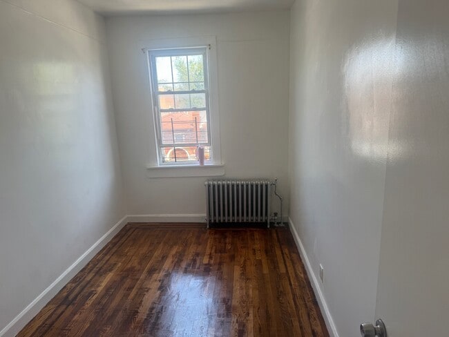 10XX E 225th St in Bronx, NY - Building Photo - Building Photo