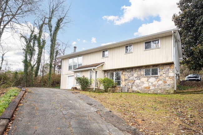 4115 Harbor Hills Rd, Unit B