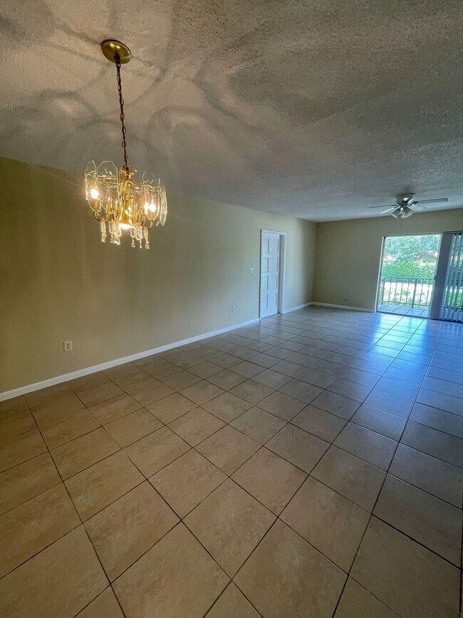 11605 NW 29th Ct in Coral Springs, FL - Building Photo - Building Photo