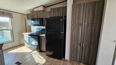 1409 N French St in Casa Grande, AZ - Building Photo - Building Photo