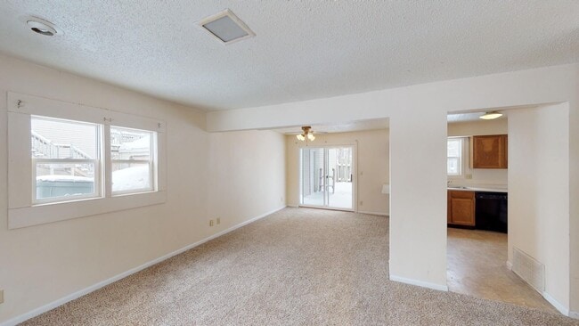 1238 Michigan Ave in Ames, IA - Building Photo - Building Photo