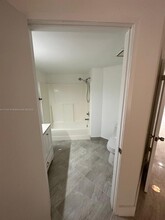 9405 Fontainebleau Blvd, Unit 109 in Miami, FL - Building Photo - Building Photo