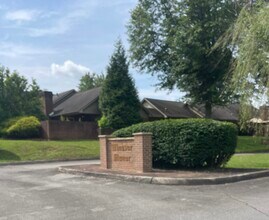 123 Mayfair E in Maryville, TN - Building Photo - Building Photo