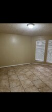 1614 Pecan Chase Cir in Arlington, TX - Building Photo - Building Photo