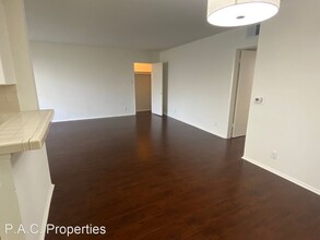 14706 Dickens St in Los Angeles, CA - Building Photo - Building Photo