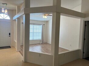 18561 Olive Rd in Ft. Myers, FL - Building Photo - Building Photo