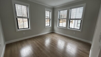 283 Lamartine St, Unit 4-bed 2-bath unit #2 in Boston, MA - Building Photo - Building Photo