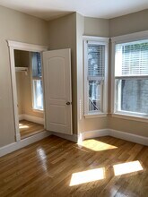 26 Pembroke St, Unit 1 in Chelsea, MA - Building Photo - Building Photo