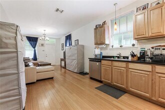 3615 Calhoun St, Unit 1 in New Orleans, LA - Foto de edificio - Building Photo