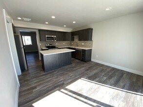 889 Iona St in Idaho Falls, ID - Building Photo - Building Photo