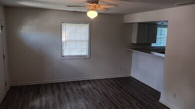 3465 S Oaklawn Cir in Bloomington, IN - Building Photo - Building Photo